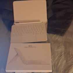 Apple ipad magic keyboard folio