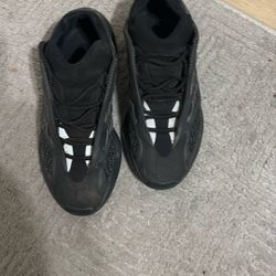 Black Yezzy 900s Shipping Only! Size 9 Men’s 