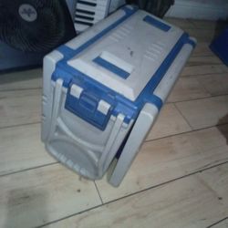 Portable Ice Chest With Mini Chairs