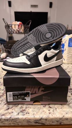 Air Jordan 1 Retro Low OG 'Mocha'