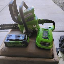 Green works 12" Chainsaw