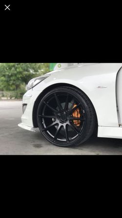 Lexani tires (2) 255/30/21 (2) 285/30/21