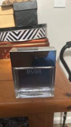 HUGO Boss 2.5 FL OZ Men’s Cologne ( full bottle )