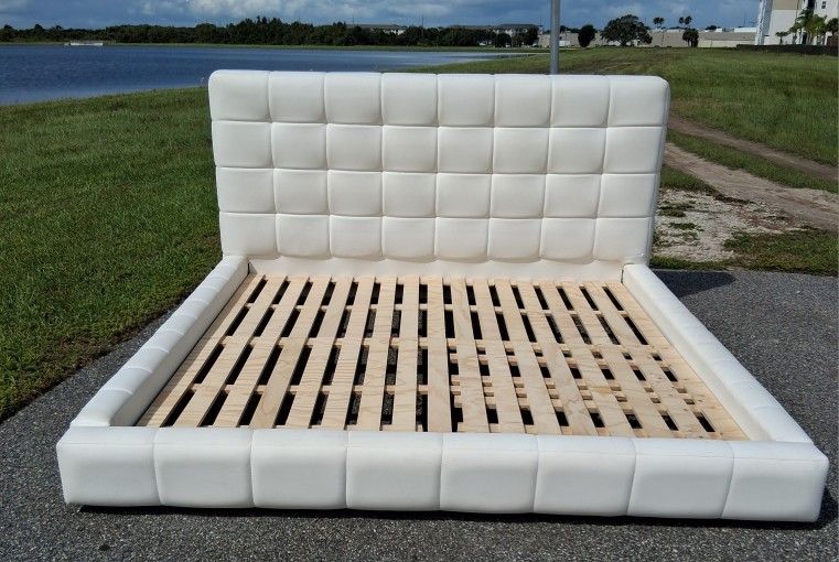 Free Delivery! Luxury White Bedframe