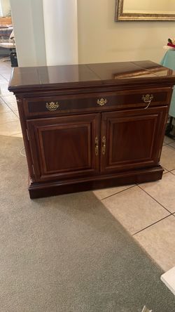 Rolling Bar / Cabinet