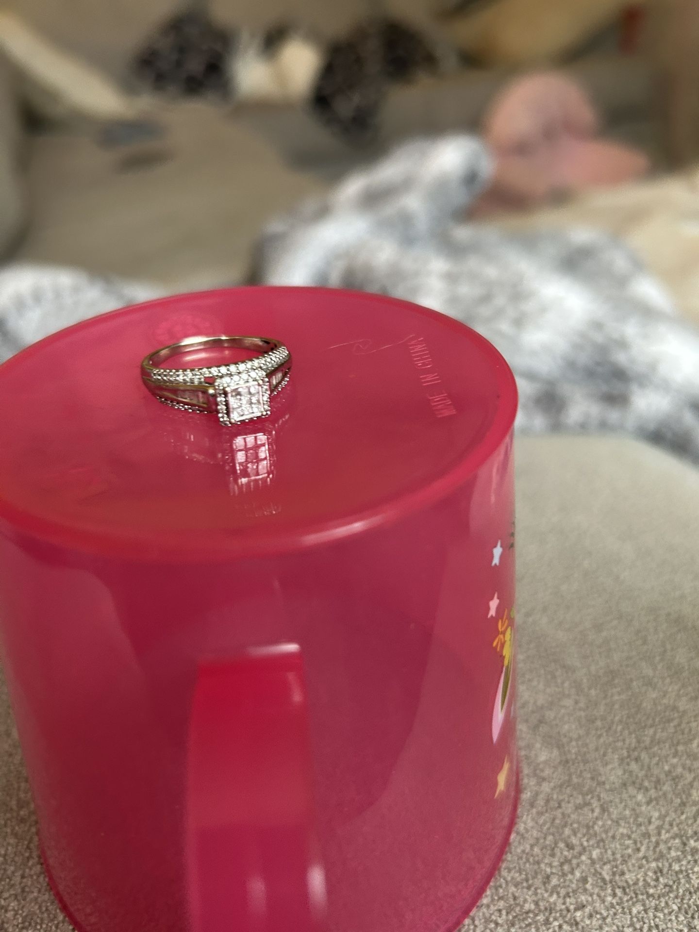 10kt Diamond Ring
