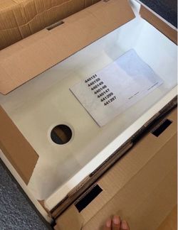 DIAMOND Silgranit Undermount Granite Composite 33.5 in. Single Bowl Kitchen Sink in White