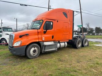 2013 Freightliner Cascadia 125