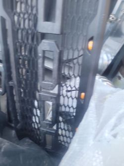 Ford Grill 2013 Up