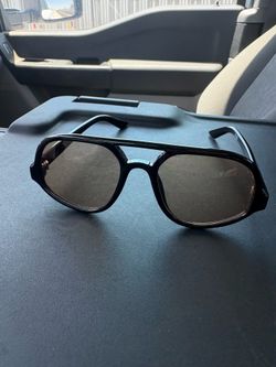 Women’s Quay Jet Set sunglasses