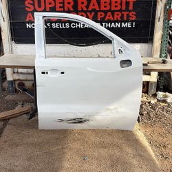 2019 Silverado Door Front Passenger OEM 2026 