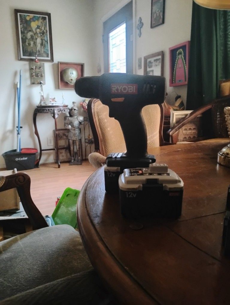 Ryobi Drill With Compressor