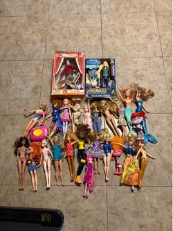 Barbie doll lot