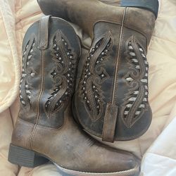 Women’s Ariat Boots Size 9