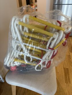 4 Story Fire Escape Safety Ladder MUST GO BY TMRW