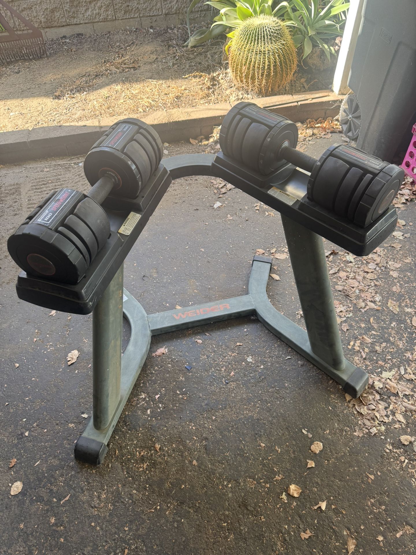 Weider Speed weight Adjustable Dumbbells And Stand