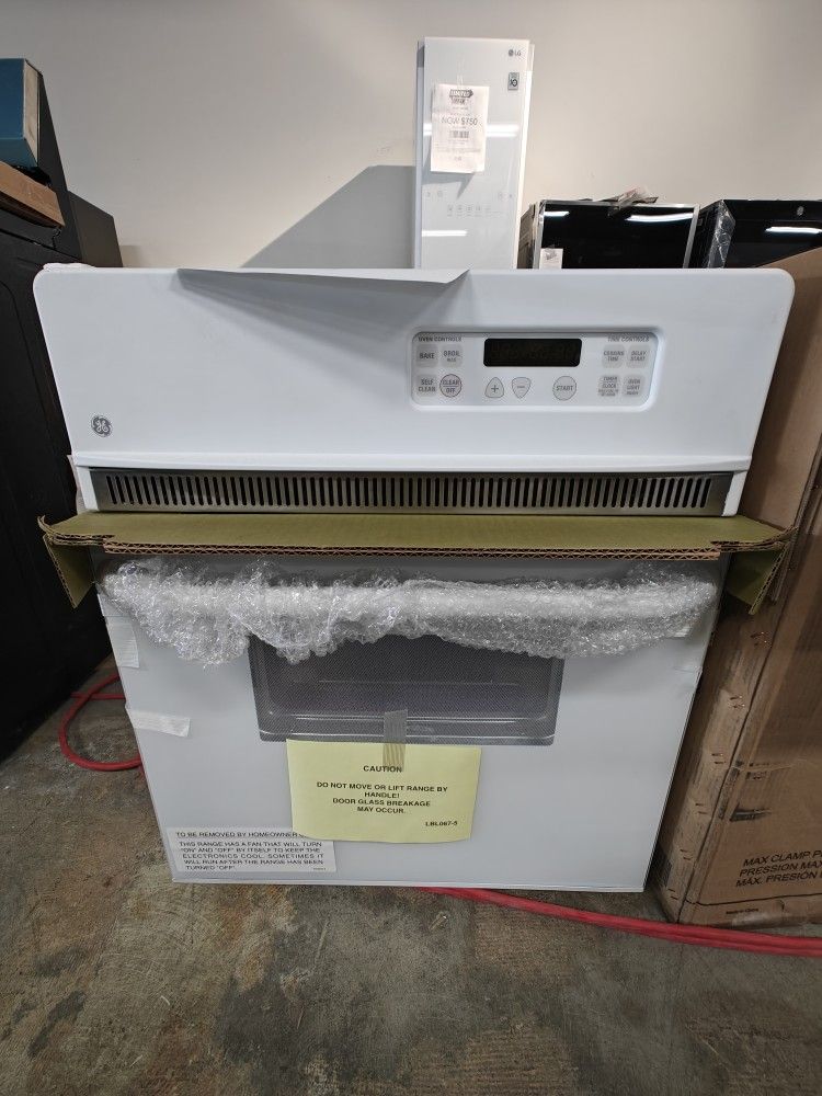 GE 24inch wall oven in white