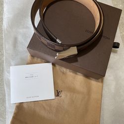 LV  LADIES BELT DAMIER