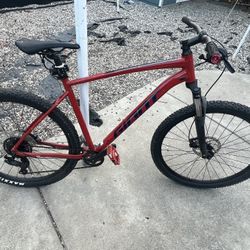 GIANT  Bike