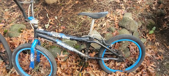 Mongoose Freestyle BMX Bike