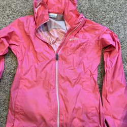 Womans Size M Colombia Rain jacket 