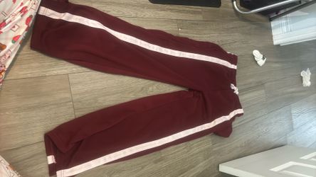 Women’s sweat pants (small)