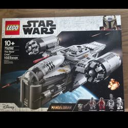 Star Wars Lego Set 75292: The Razor Crest