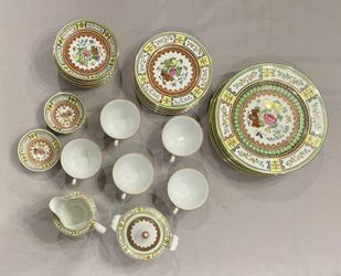 Vintage Famille Rose Wedding Jingdezhen Porcelain Teapot & Dish Set, 27 Pieces