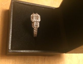 White gold diamond Engagement Ring