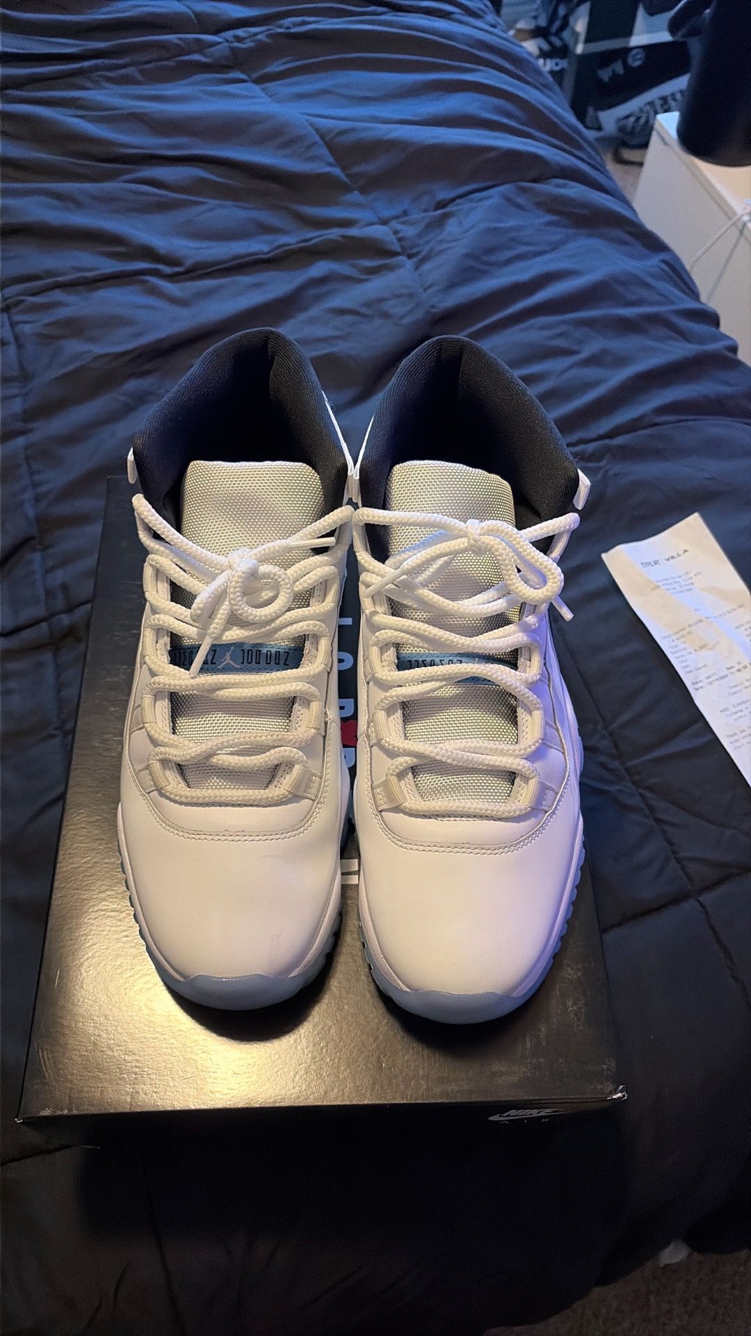Jordan 11 ‘Legend blues’