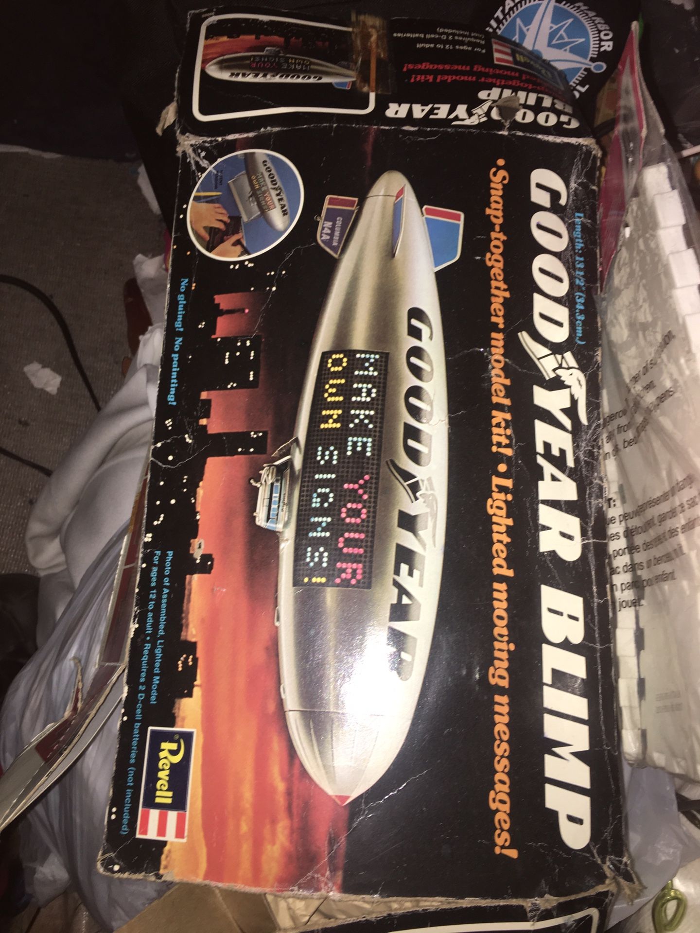 Vintage Model With Box And Papers Great Shape Only $20 Firm