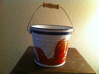 LL Bean. Small Metal Crab Bucket