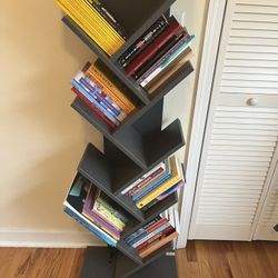 Bookshelf Tree