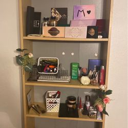 High End MAKEUP Tom Ford, Nars, Fenty 5-piece, Too Faced Sold individually