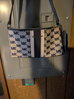 Michael Kors Purse with Airpod Case