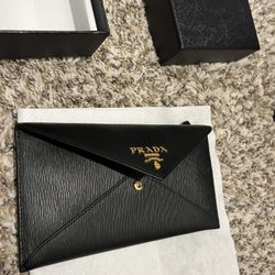 NEW AUTHENTIC PRADA CLUTCH WITH RECEIPT AND ALL PACKAGING 