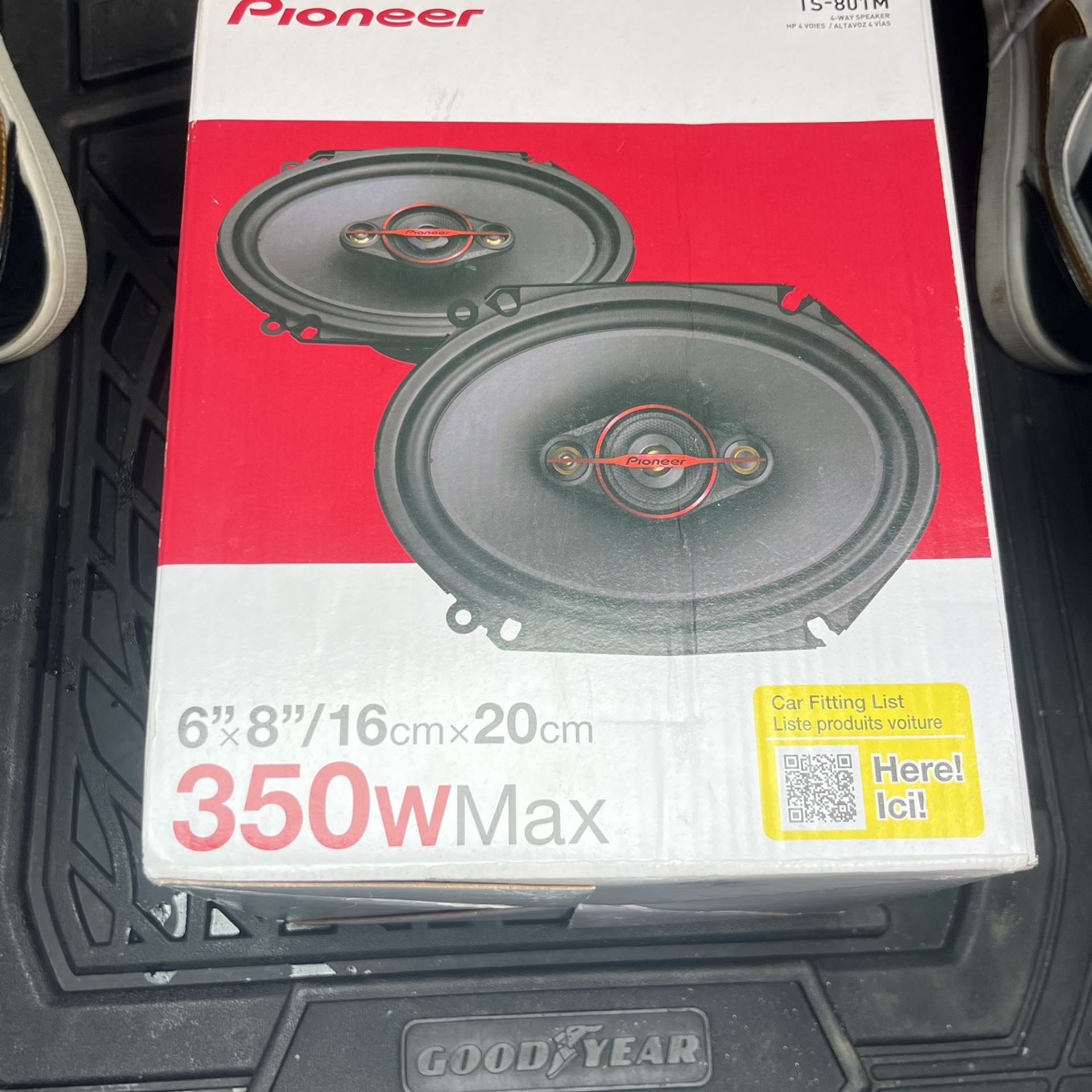 Pioneer 350 WMax. 6x8/16cmx20cm