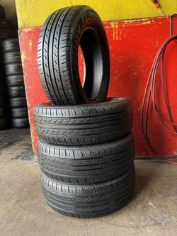 Sentury 205/60/16 Instaladas Y Balanceadas