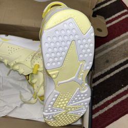 Jordan 6 Retro  Sz 8