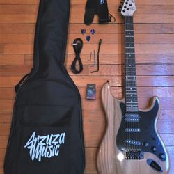 Electric Guitar With Bag And Accessories