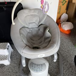 Graco Baby Swing - Free