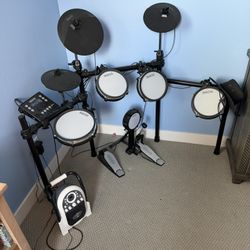 Simmons SD600 Electric Drum Set 