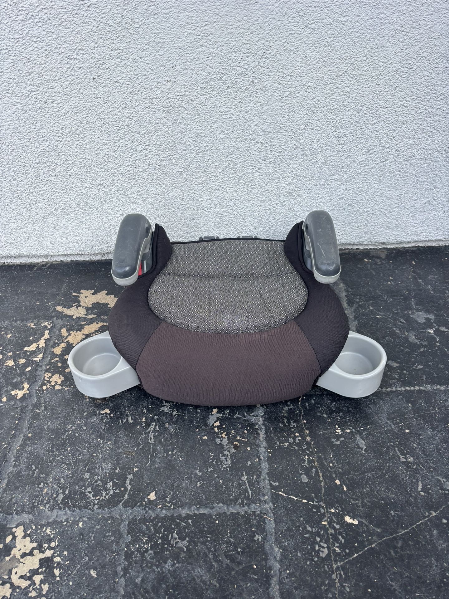 GRACO BOOSTER SEAT!!