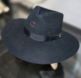 Charlie 1 Horse Hat