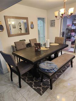 Dining Table and Seats Set