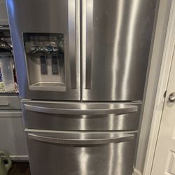 Refrigerator And Electric Stove For Sale