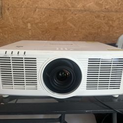 Panasonic Large Venue Projector 
