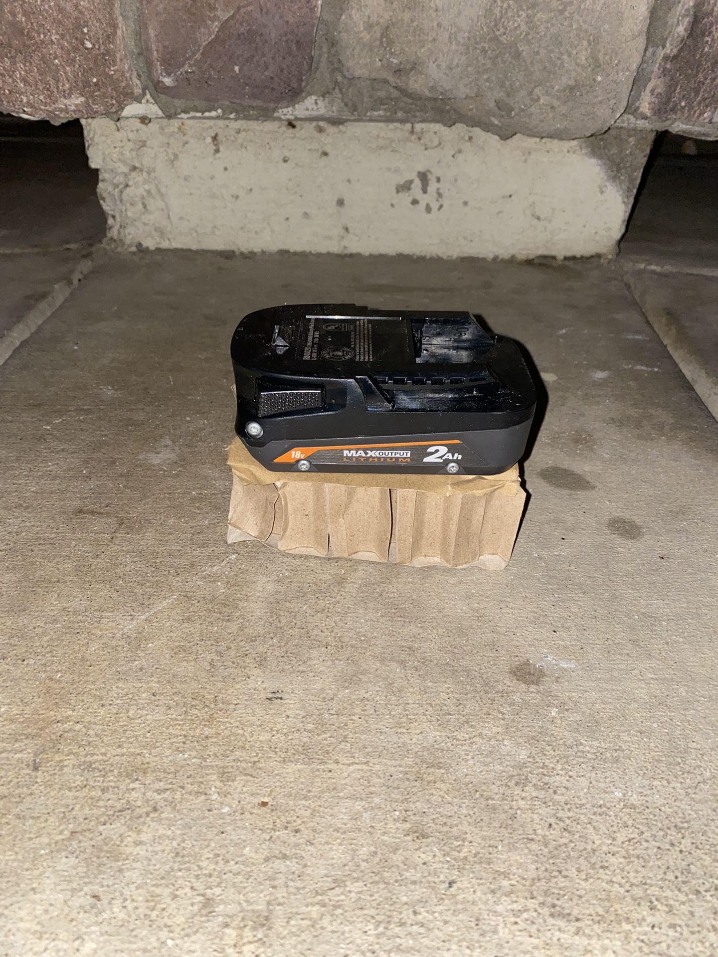 RIDGID 18 VOLT HYPER LITHIUM 2Ah BATTERY PACK R840086