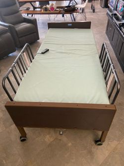 Like New Medline Hospital Bed + Premium Foam Sore Care Mattress