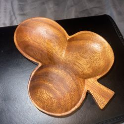 Vintage Wooden Hand Carved Four Leaf Clover Piece 